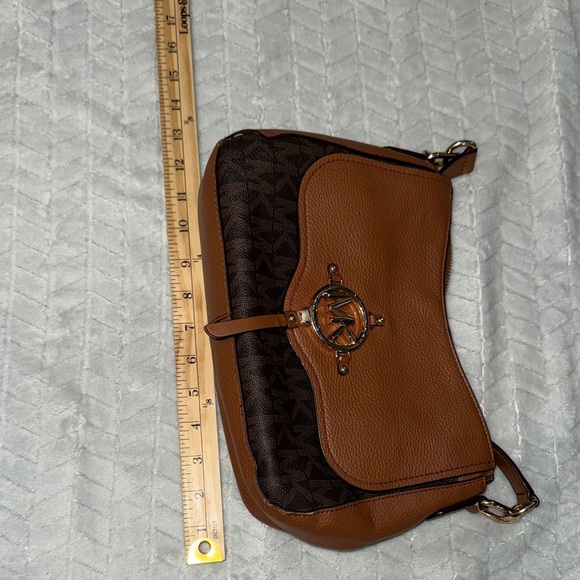 Michael Kors Tan and Brown Crossbody Bag - Picture 11 of 12